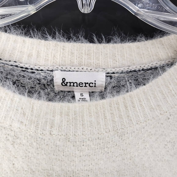 &MERCI Bella Rose Sweater Size Small - Picture 2 of 5